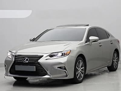2016 Lexus ES