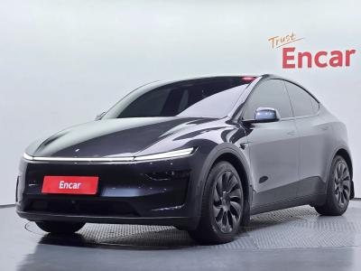 2025 Tesla Model Y