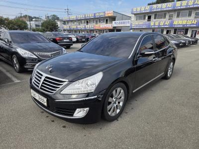 2012 Hyundai Equus