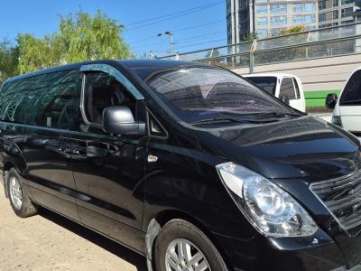 2017 Hyundai Starex