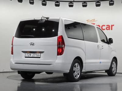 2021 Hyundai Starex
