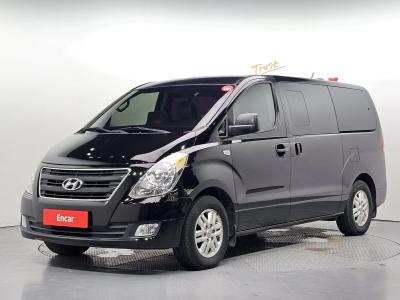 2017 Hyundai Starex