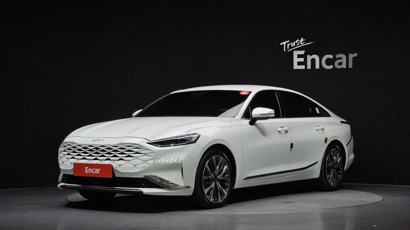2023 Kia K8