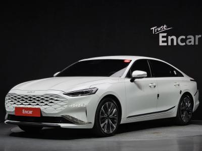 2023 Kia K8