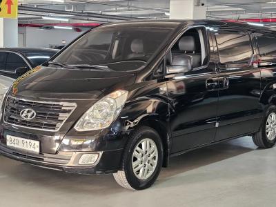 2016 Hyundai Starex