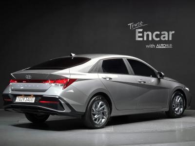 2024 Hyundai Elantra