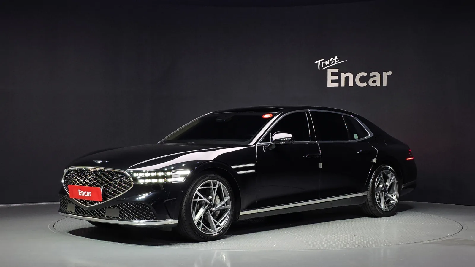 2025 Genesis G90