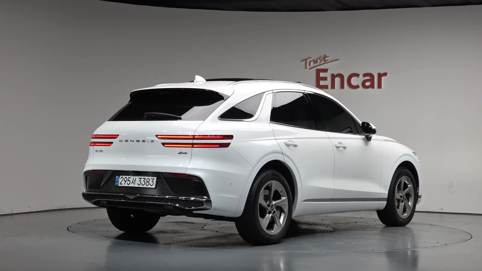 2025 Genesis GV70