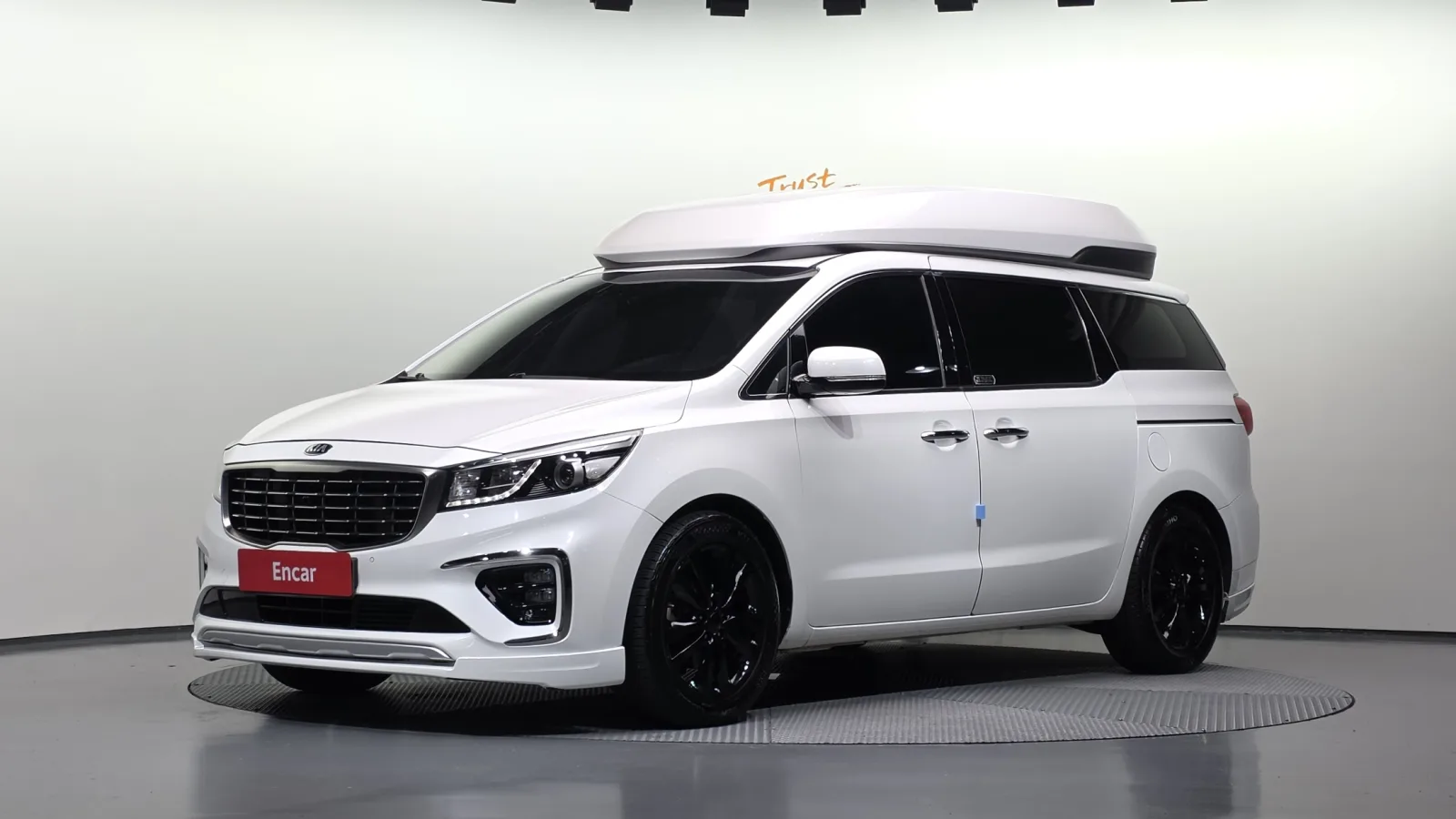 2016 Kia Carnival