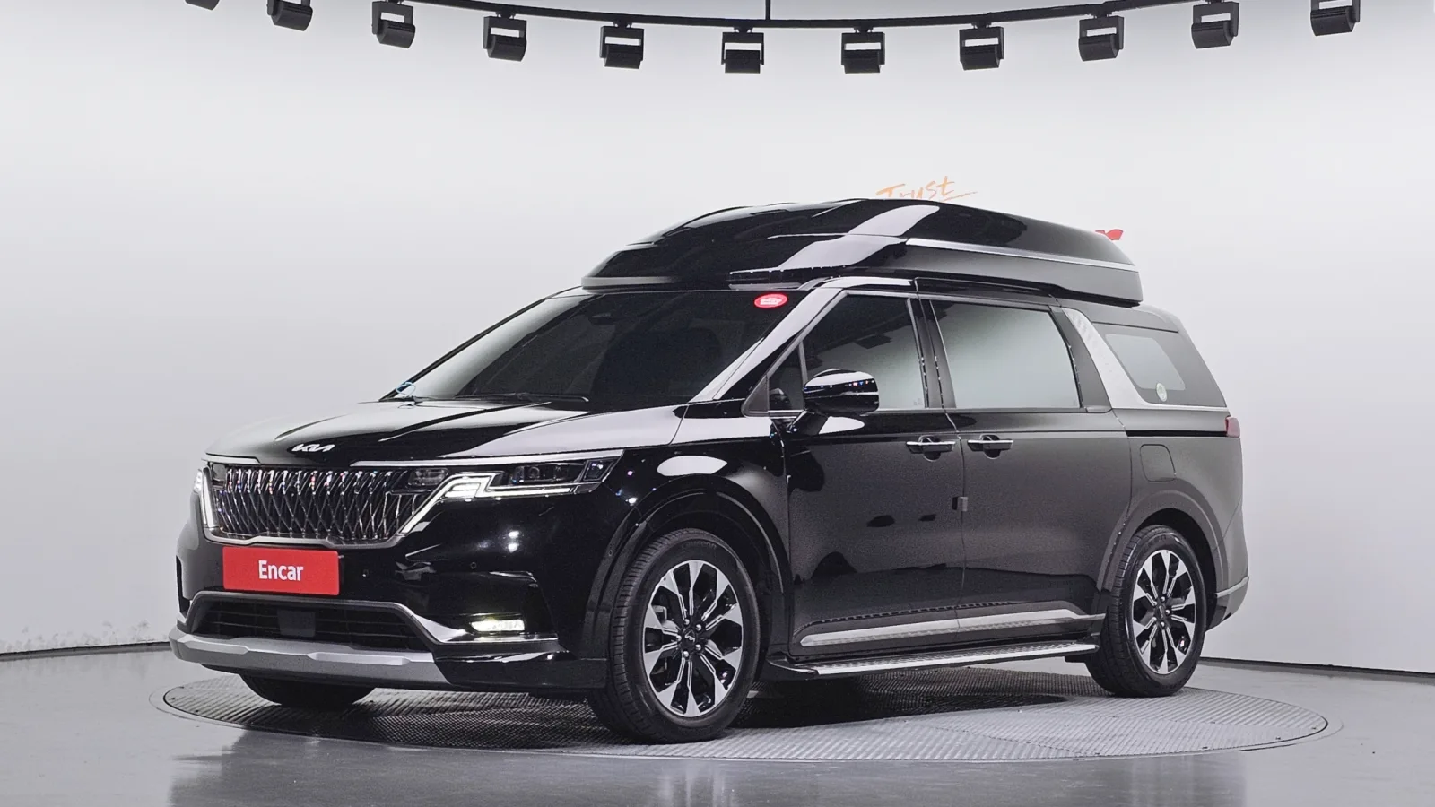 2023 Kia Carnival