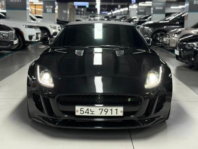 2016 Jaguar F-TYPE