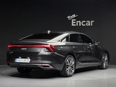 2023 Kia K8