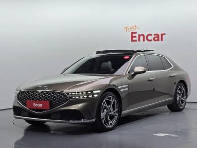 2023 Genesis G90
