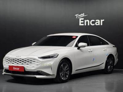 2023 Kia K8