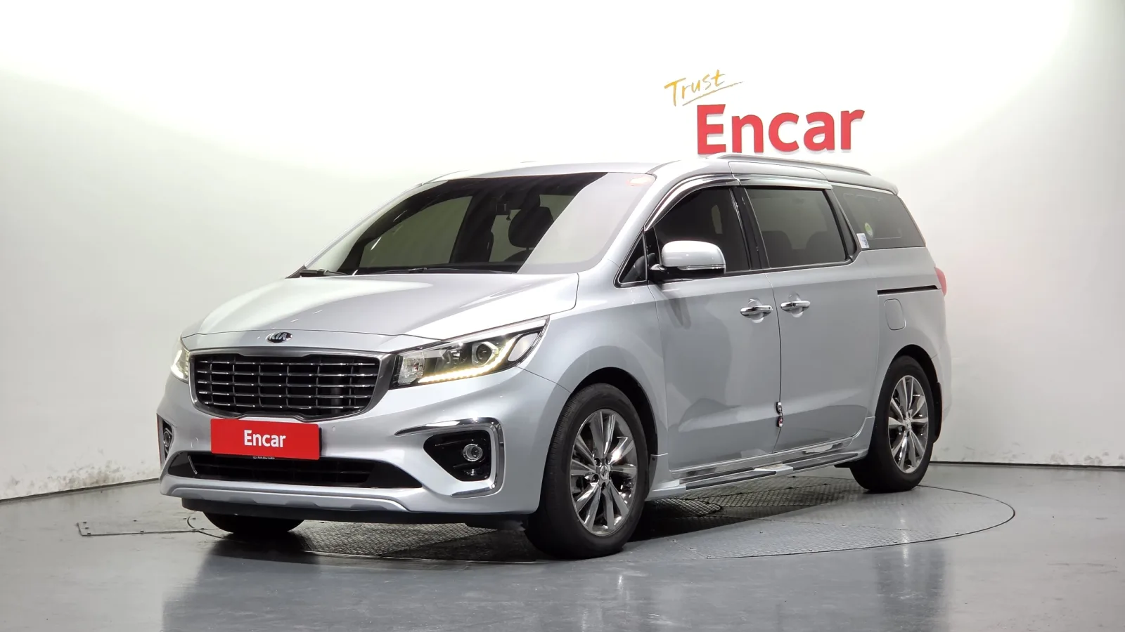 2020 Kia Carnival
