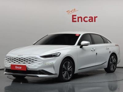2022 Kia K8