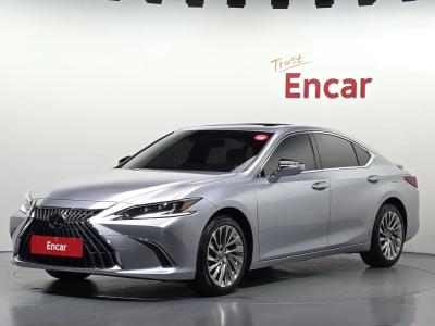2025 Lexus ES