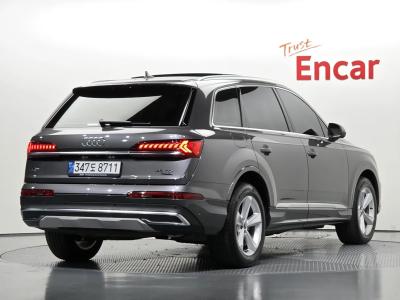 2022 Audi Q7