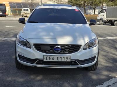2016 Volvo V60