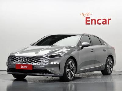 2022 Kia K8