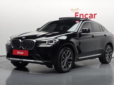 2025 BMW X4