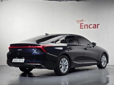2022 Kia K8
