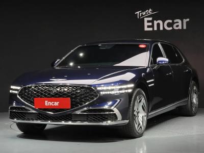 2023 Genesis G90