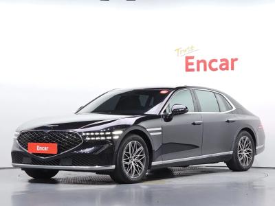 2022 Genesis G90