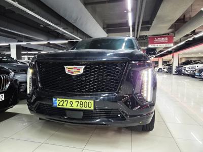 2025 Cadillac Escalade