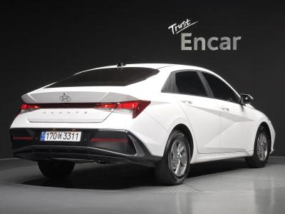 2024 Hyundai Elantra