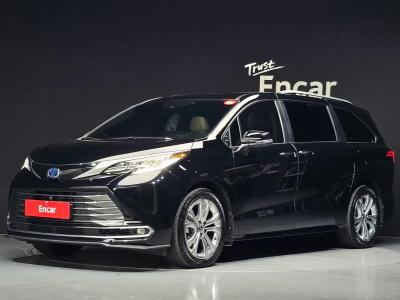 2022 Toyota Sienna