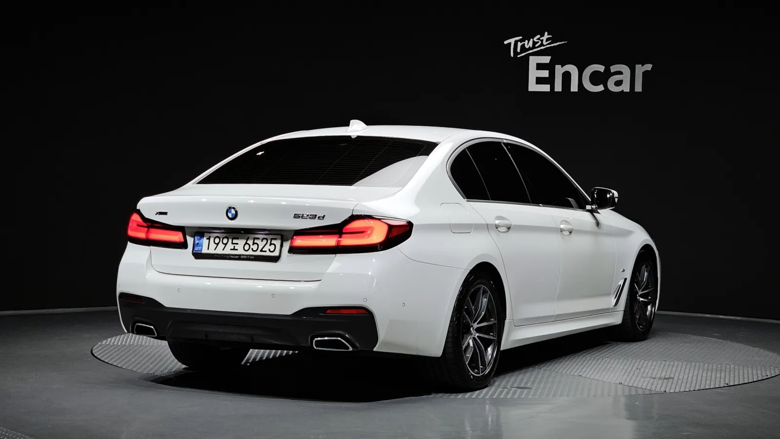 2022 BMW 5-Series