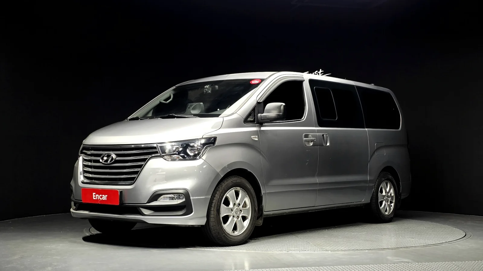 2019 Hyundai Starex