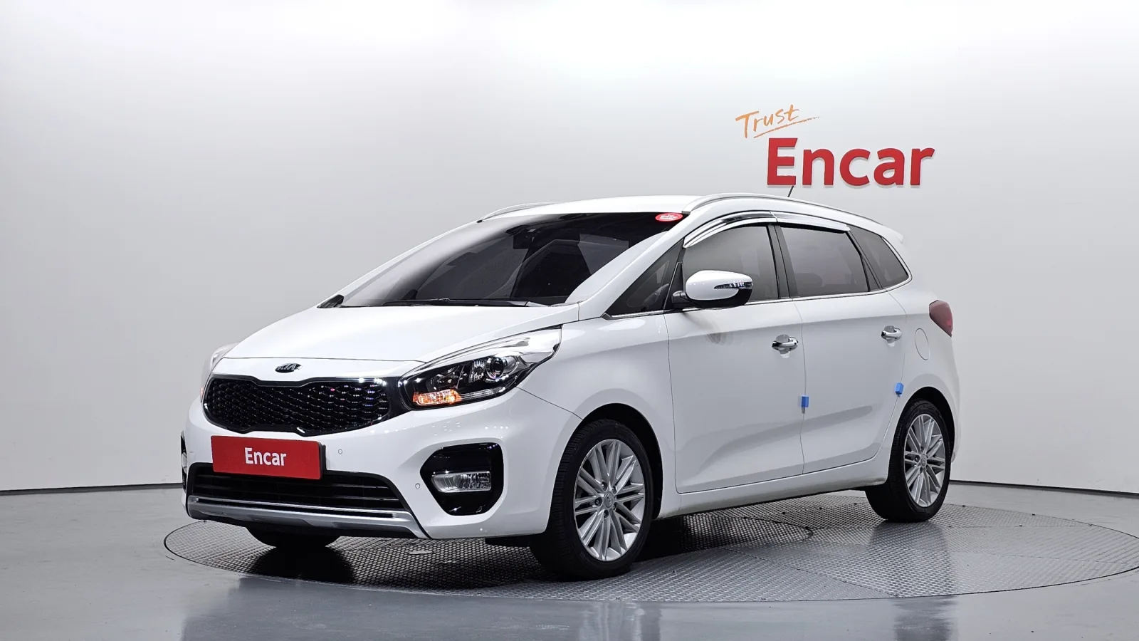 2017 Kia Carens