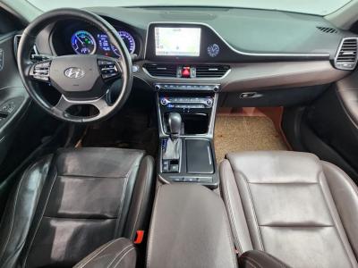 2019 Hyundai Grandeur