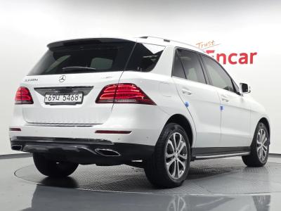 2017 Mercedes-Benz GLE-Class