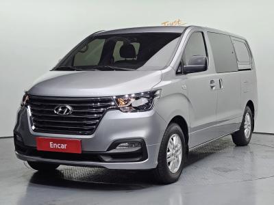 2020 Hyundai Starex