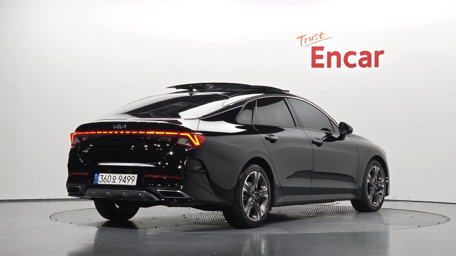 2023 Kia K5