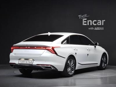2023 Kia K8