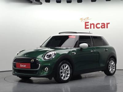 2021 MINI Cooper