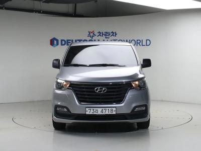 2019 Hyundai Starex