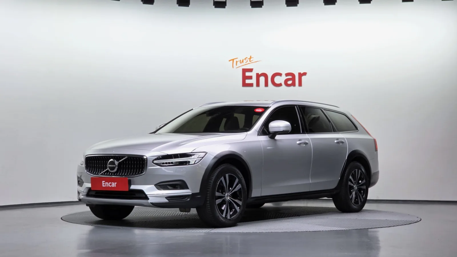 2021 Volvo V90