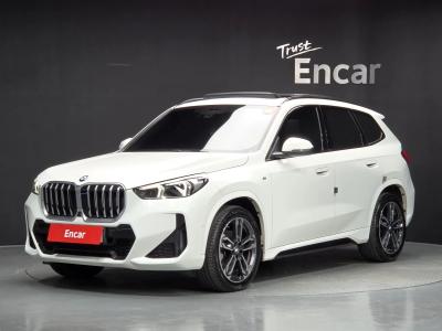 2025 BMW X1