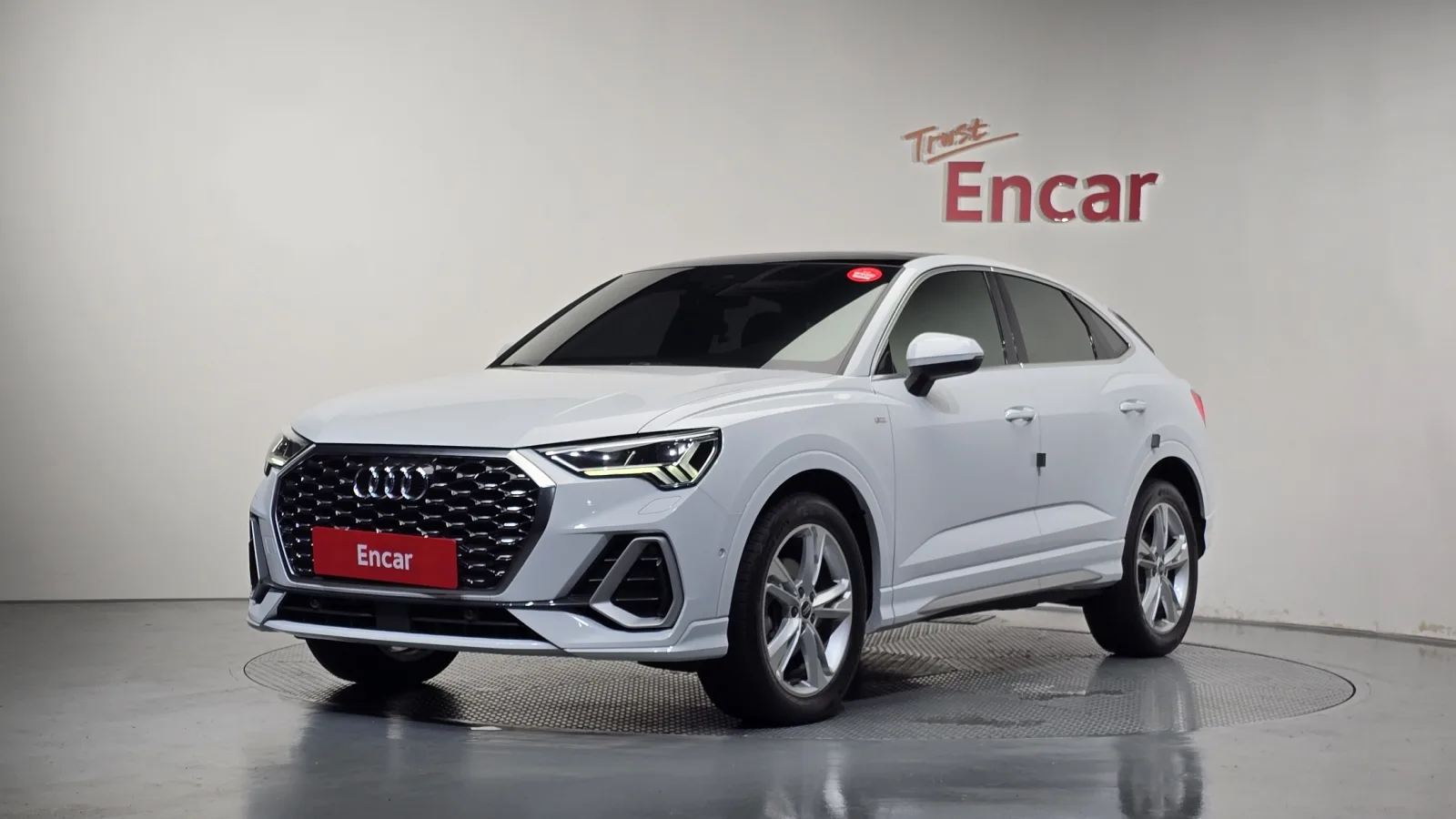 2022 Audi Q3
