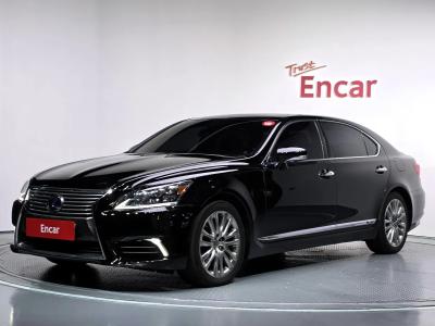 2014 Lexus LS