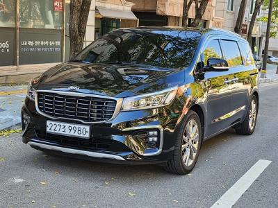 2020 Kia Carnival