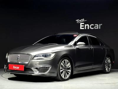 2017 Lincoln MKZ