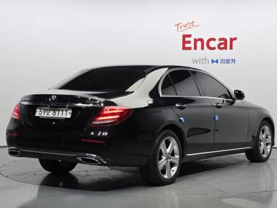 2017 Mercedes-Benz E-Class