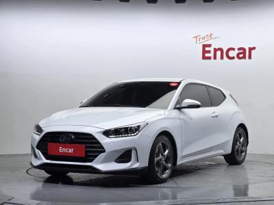 2020 Hyundai Veloster