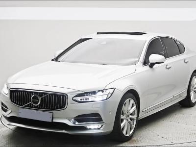 2020 Volvo S90